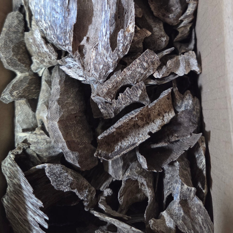 Oudh Naturel Vietnamien – Bois d'Agar des Forêts Tropicales | Amranioud