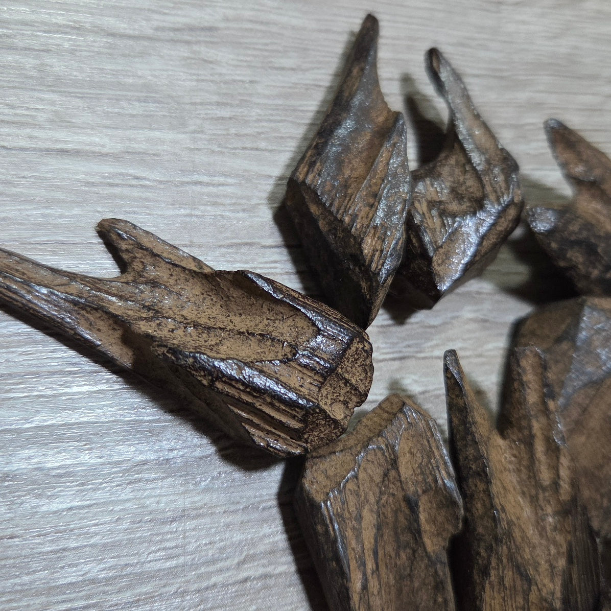 Oudh Kalimantan (amélioré) / Quality(Bois d'Agar à Brûler) 15 grammes