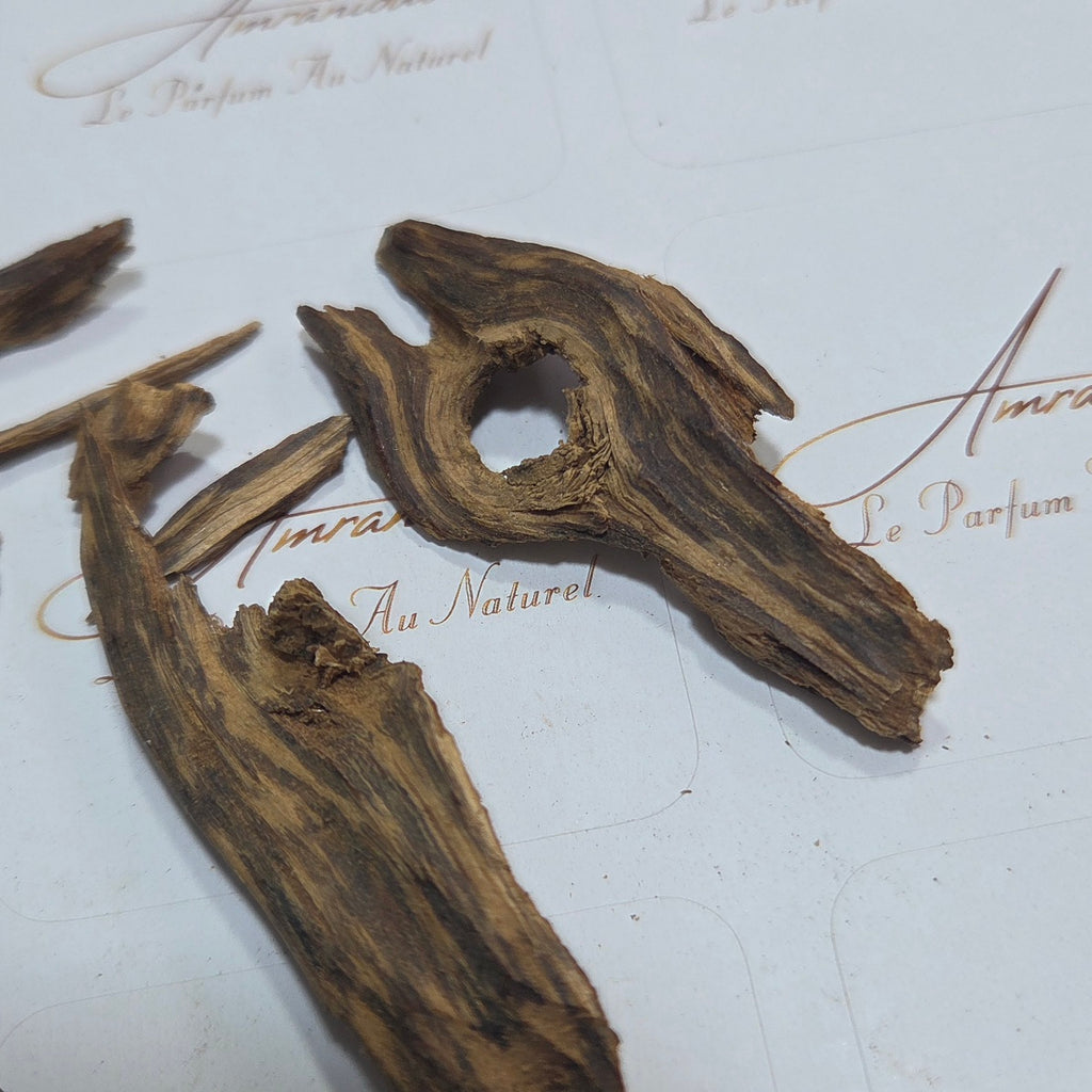 Oudh Malinou TRÈS ANCIENNE – Bois d’agar précieux