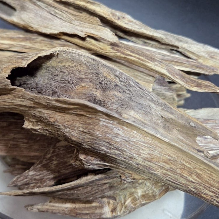 Oudh Naturel indonésien wezri